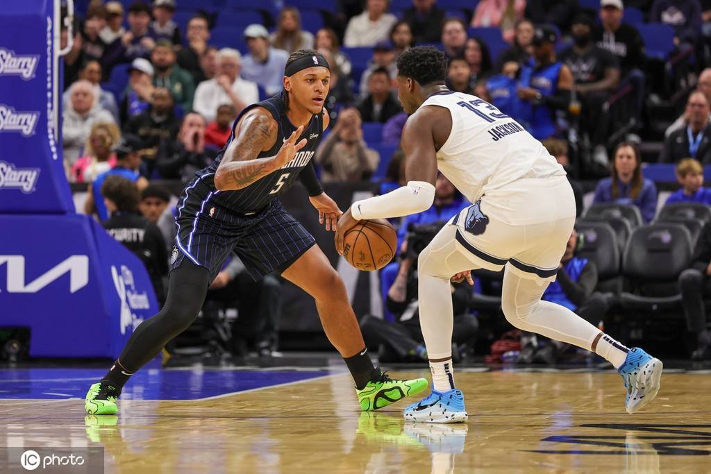 骑士遭遇灰熊绝杀，连续失利令球队陷入困境的简单介绍