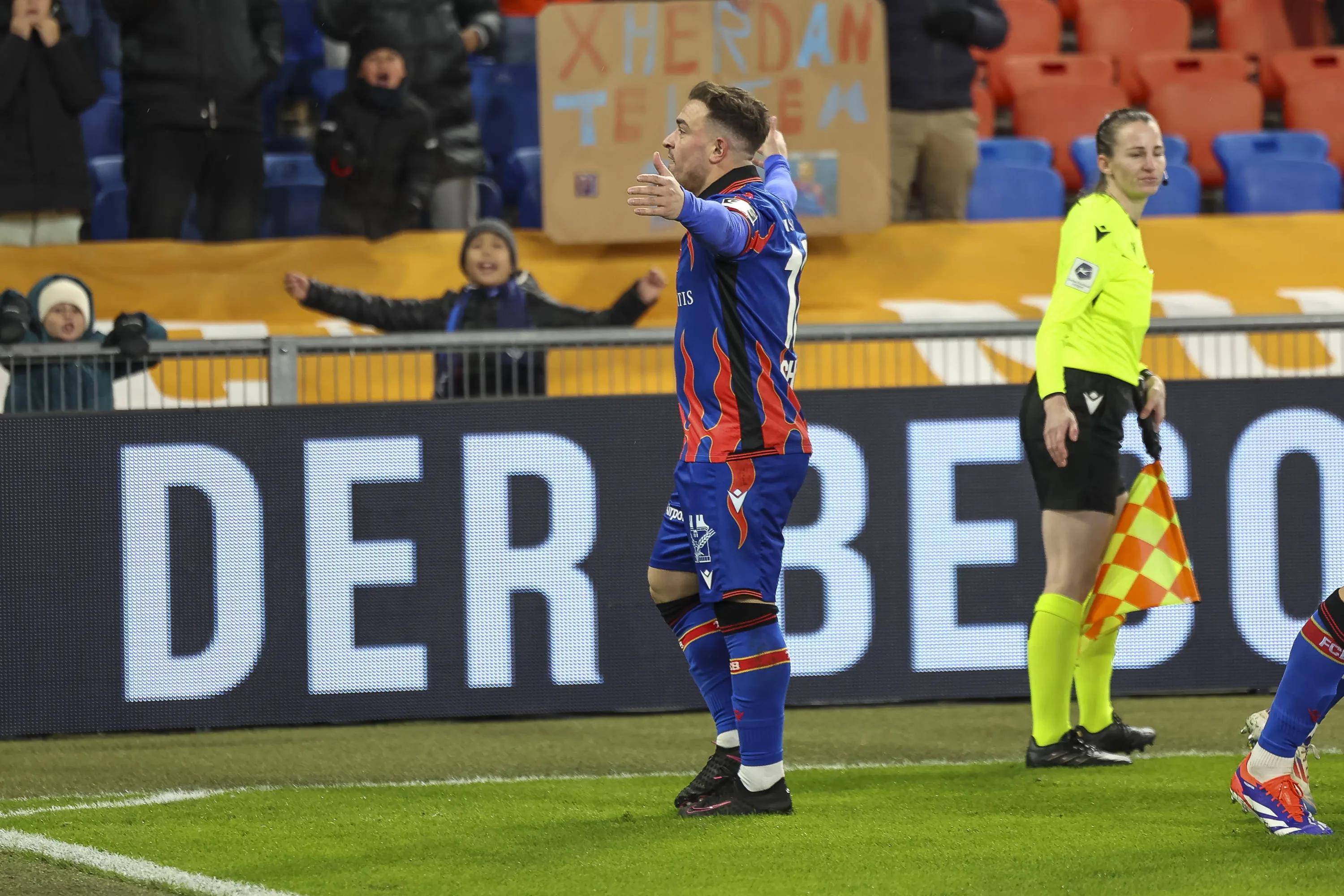 半岛体育网页版入口-利物浦球星助攻帮助沙尔克04赢得关键胜利的简单介绍