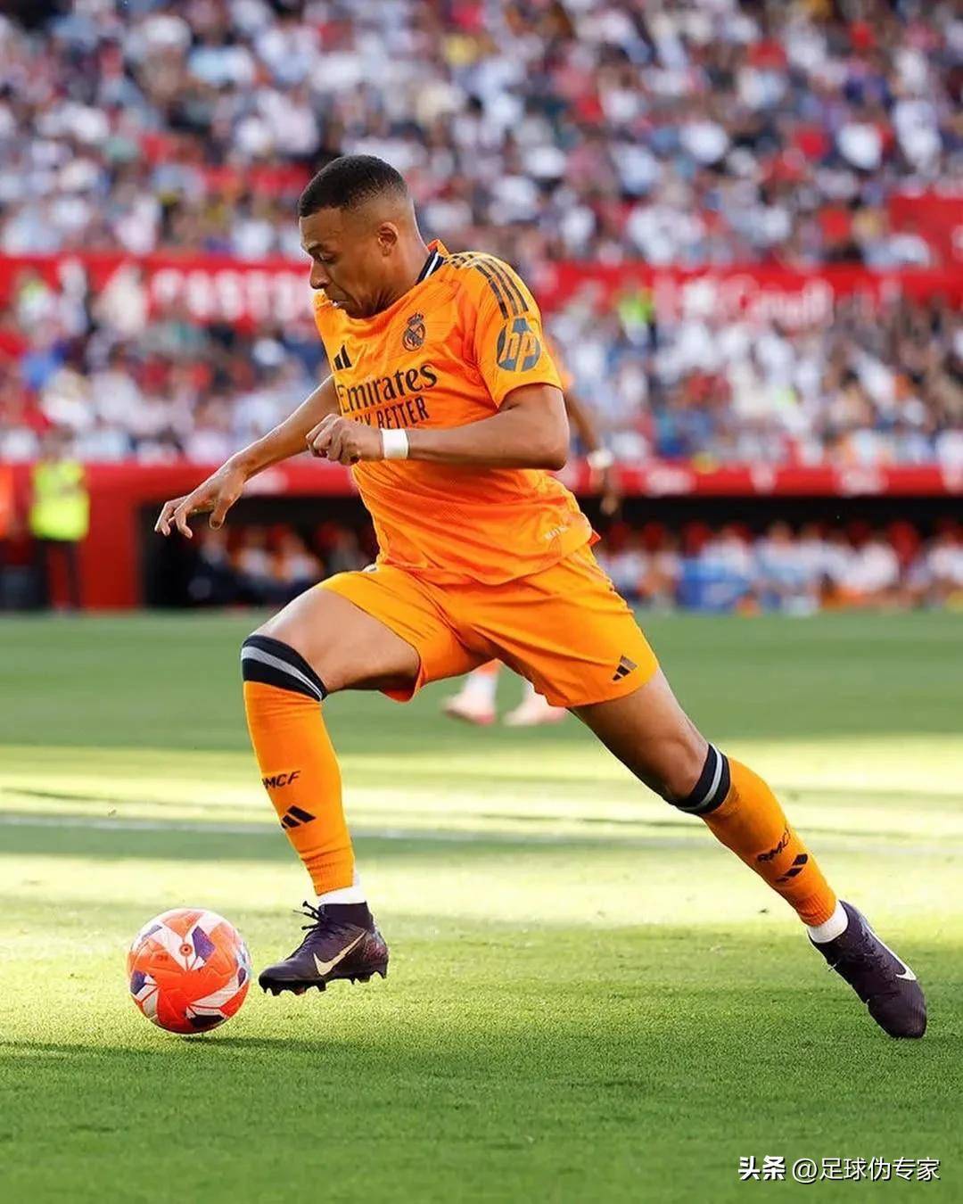 关于皇家马德里俱乐部签约哥伦比亚球员,增加攻击力的信息 关于皇家马德里俱乐部签约哥伦比亚球员,增加攻击力的信息