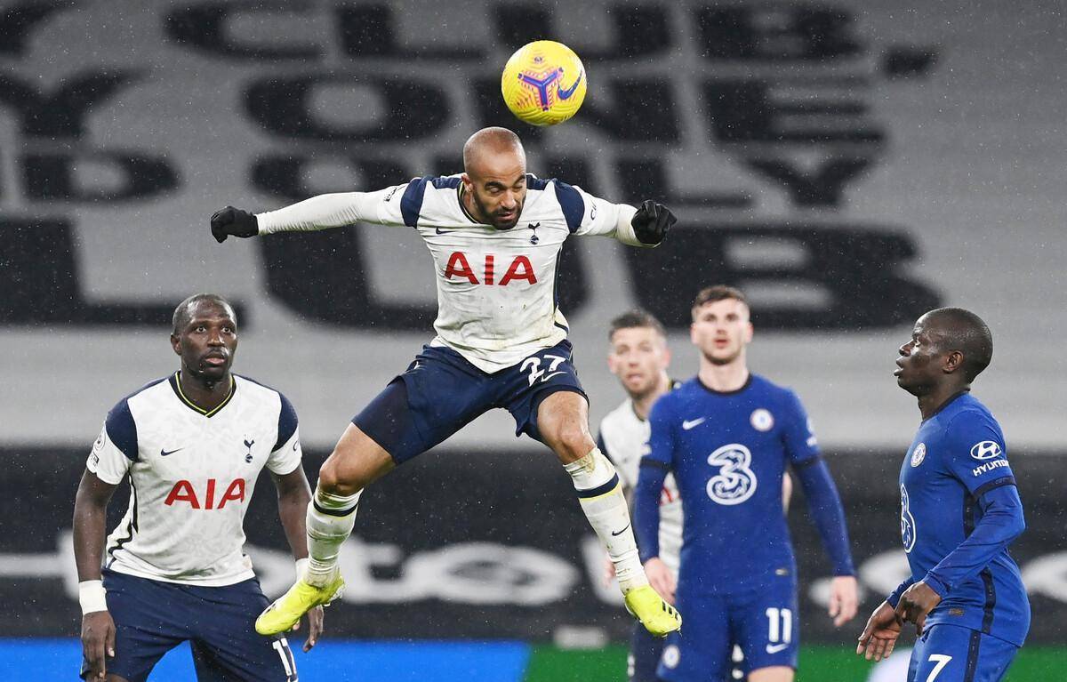 半岛体育娱乐-包含摩斯队遭遇两连败，排名下滑明显的词条