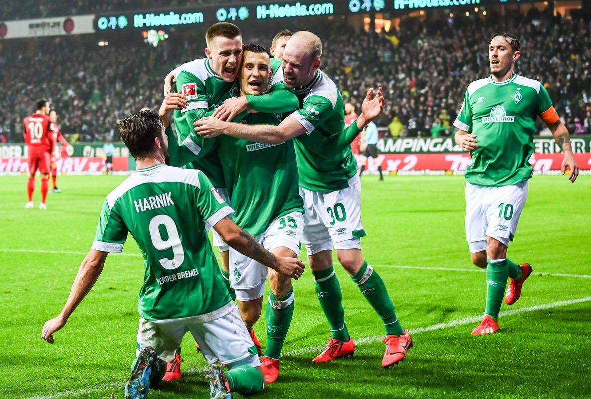 半岛体育网站入口-关于不莱梅队员伤愈归来，状态复苏，备战残酷对阵的信息