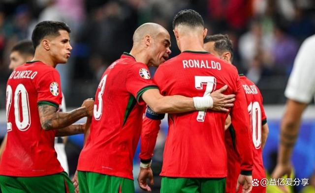 半岛体育入口-强强对话！国内豪强展开激烈争夺，硝烟弥漫的简单介绍