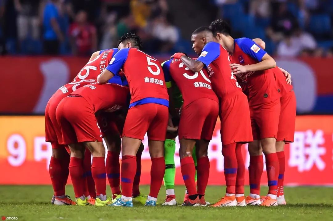 半岛体育登录入口-战平比分：重庆斯威战平上海绿地申花，平分秋色的简单介绍