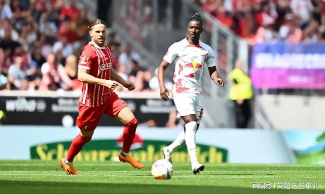 包含莱比锡横扫弗赖堡，德甲继续领跑积分榜的词条