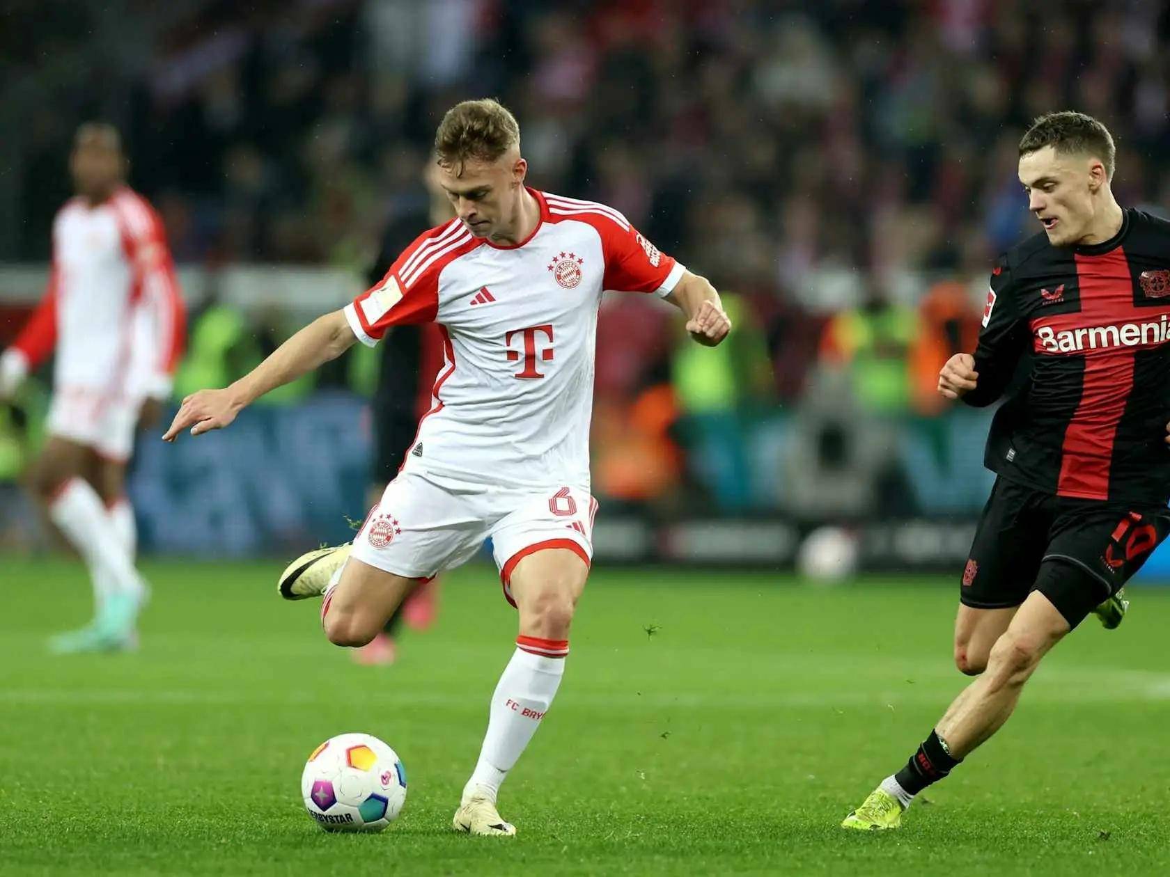 半岛体育注册-包含门兴格拉德巴赫战胜柏林联合，保持领先优势的词条